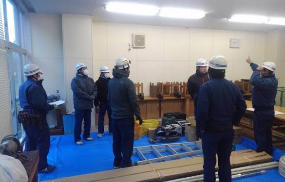 新年あけまして・・・仕事でございます!