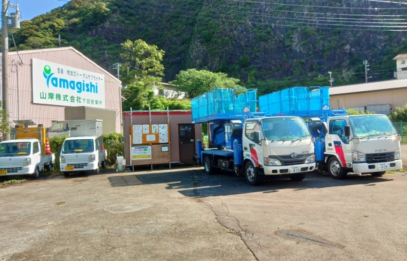 乳峰トンネル 照明器具LED化工事 進行中です!!